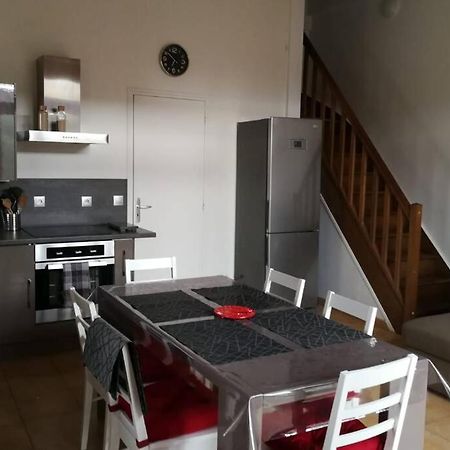 Les Ecuries Du Chateau Commes Bagian luar foto