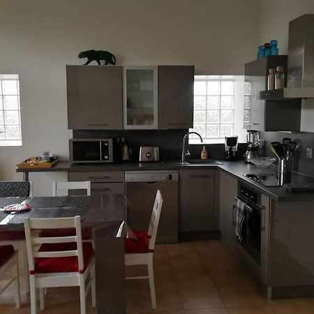 Les Ecuries Du Chateau Commes Bagian luar foto